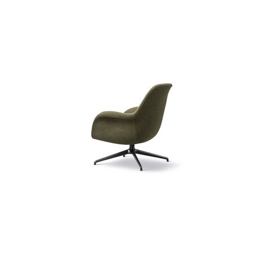 Swoon Lounge Petit Swivel base by Fredericia