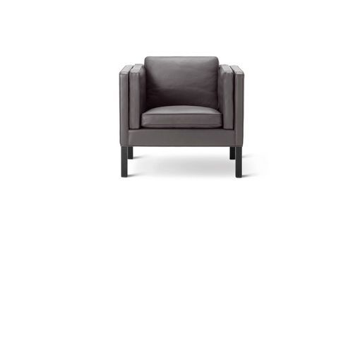 Mogensen 2334 Lounge Chair by Fredericia