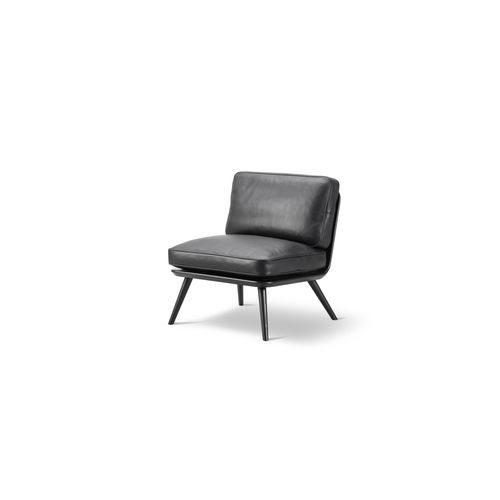 Spine Lounge Suite Chair Petit by Fredericia