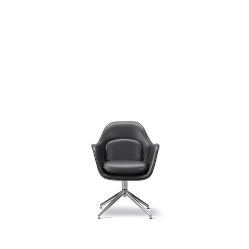 Swoon Chair Swivel base by Fredericia