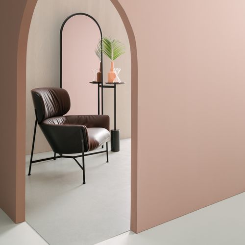 Caristo Low Back Leather | Armchair