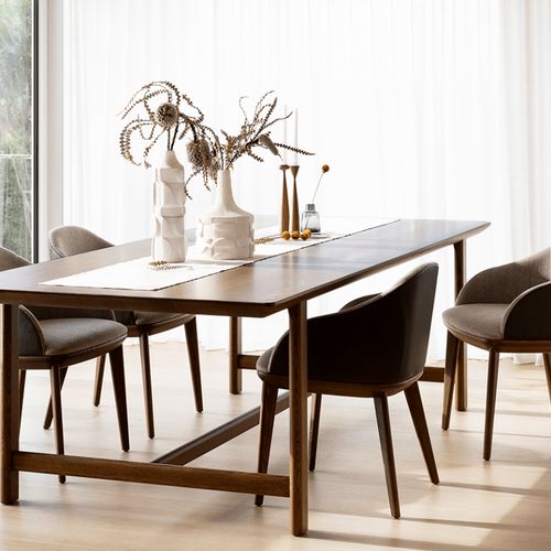 Johanna | Armchair
