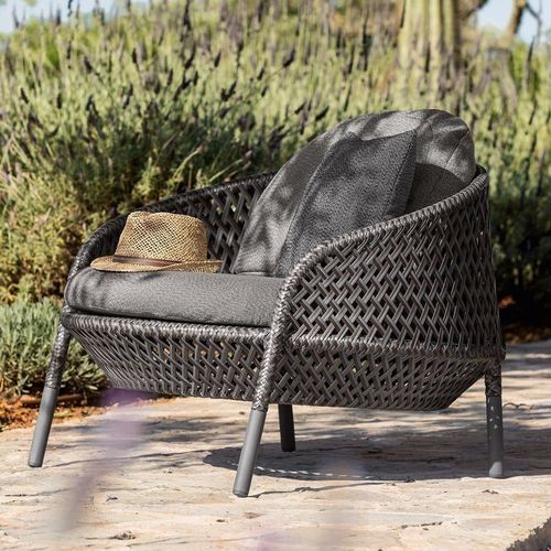 AHNDA | Lounge Chair