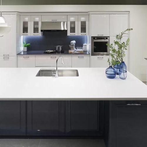 Crystal Mirror Solid Surface by Hanex