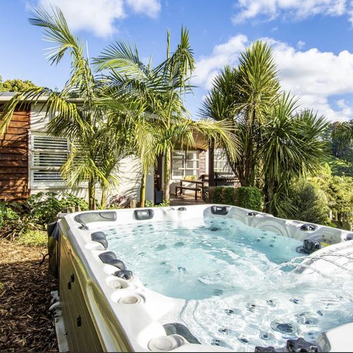 Ecstatic | Exclusive Spa Pool