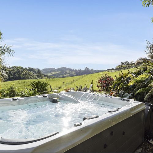 Ecstatic | Exclusive Spa Pool