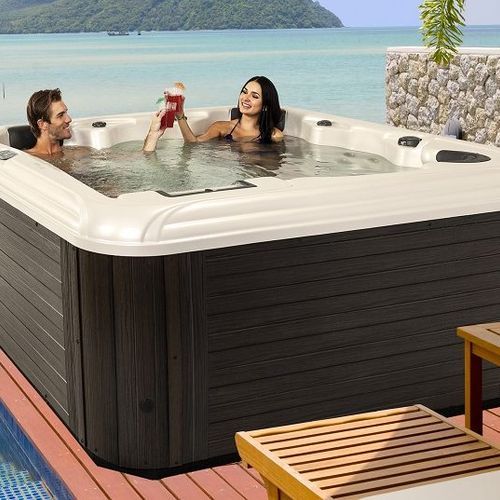 Lanai Elite