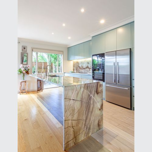 Kitchen Island Glass