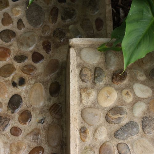 Eco Outdoor Natural Stone Pebbles