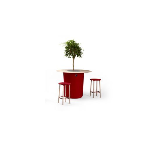 Move On Low Bar Stool by Mattias Stenberg