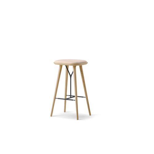 Spine Wood Stool Oak by Fredericia