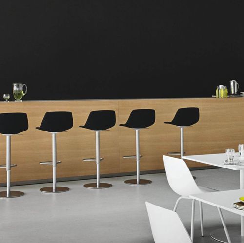 Miunn | Stool with Swivel Base