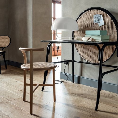 GmbH Single Curve | Stool