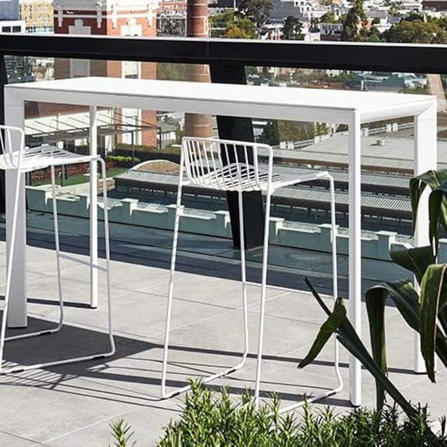 Wye | Barstool (Outdoor)