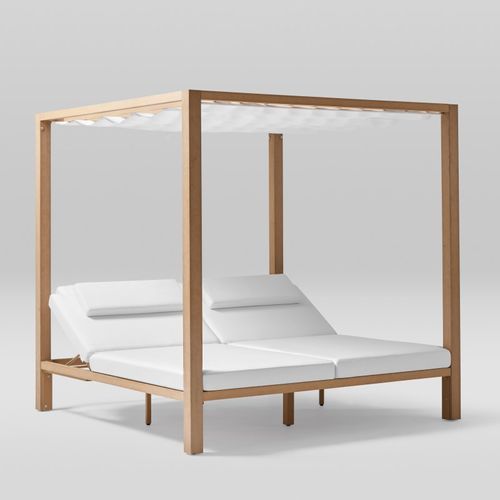 Kahn Covered Sunbed by Point
