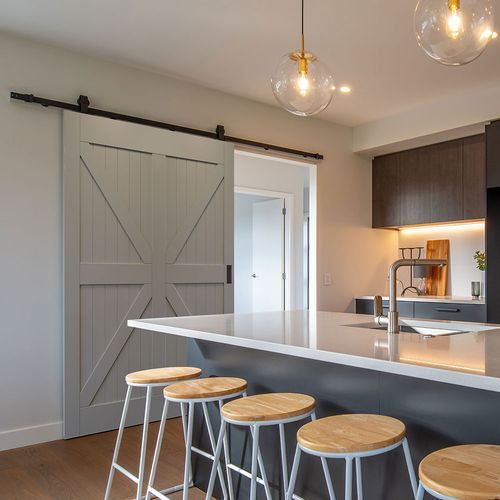Mackenzie Barn Door Range
