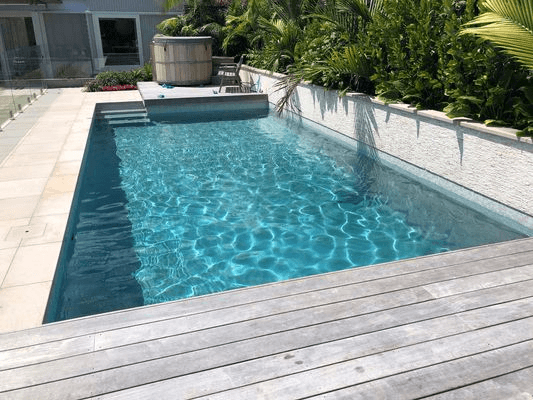 Custom Concrete Swimming Pools