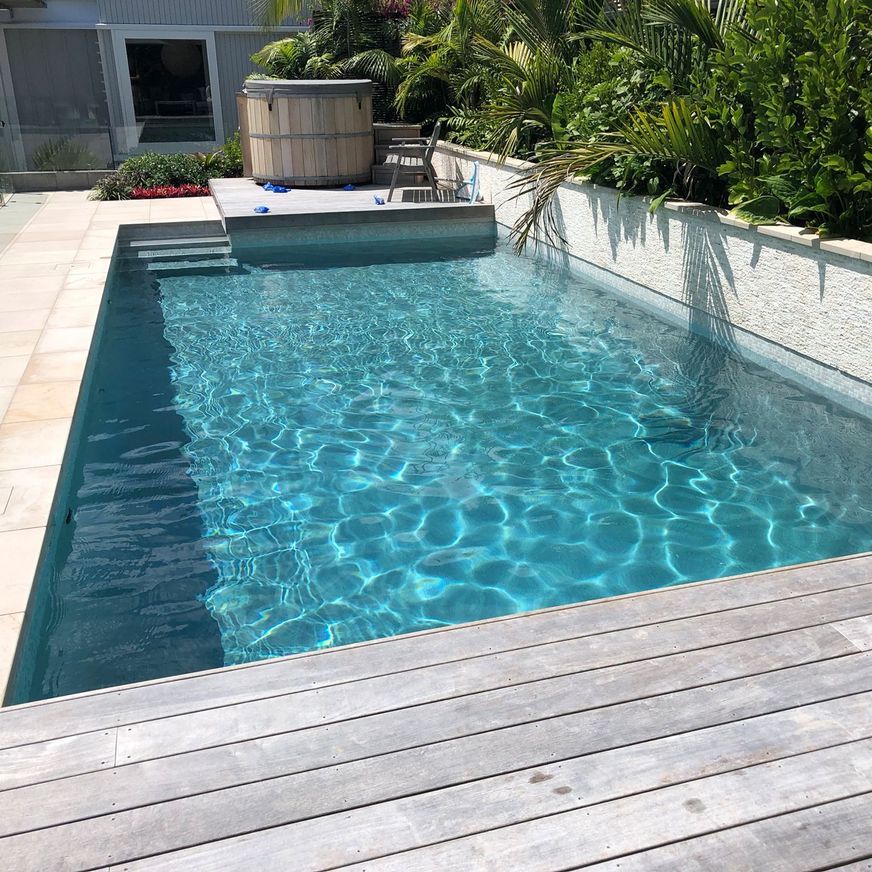 Custom Concrete Swimming Pools