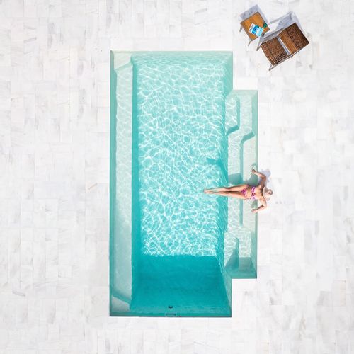 Contemporary Pools