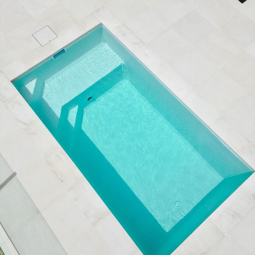 The Classic – Naked - Kit Set Tiny Pool