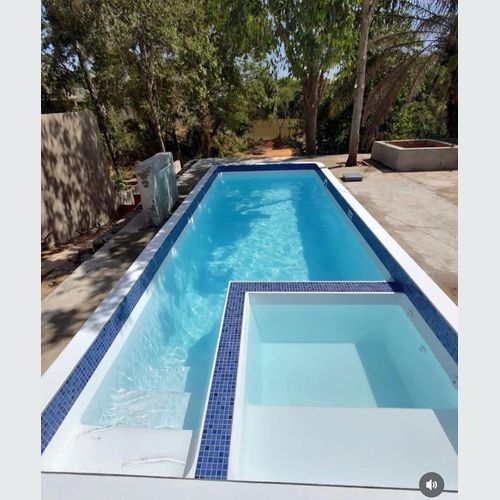 Tile Lined Pool with built-in spa included