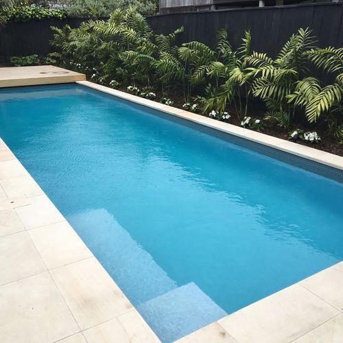 Custom Concrete Swimming Pools