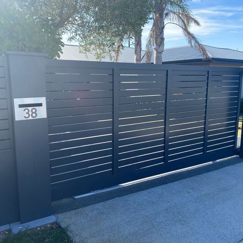 Slat Driveway Gates
