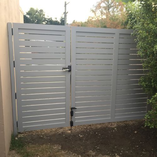 Slat Pathway Gates