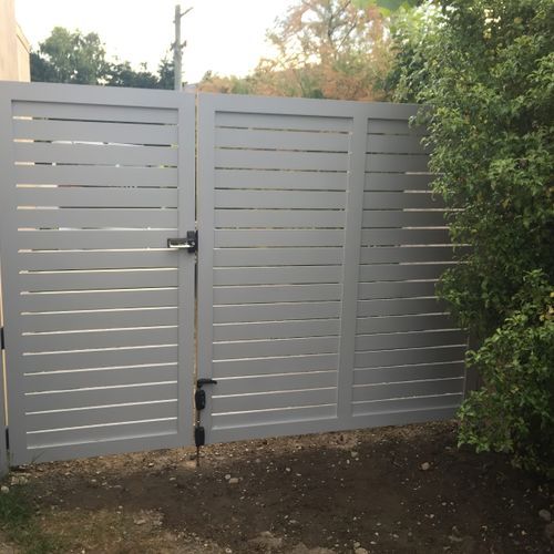 Slat Pathway Gates
