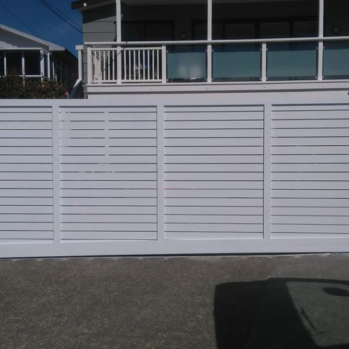 Slat Driveway Gates