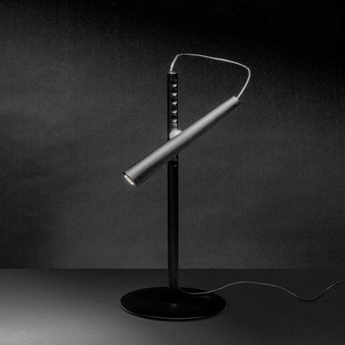Magneto Table Lamp