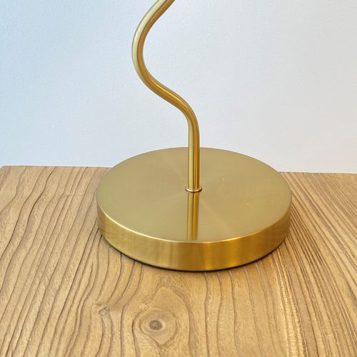 Wavy Table Lamp