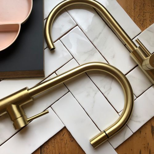 Voda Gooseneck Pull Out Sink Mixer with Cold Start