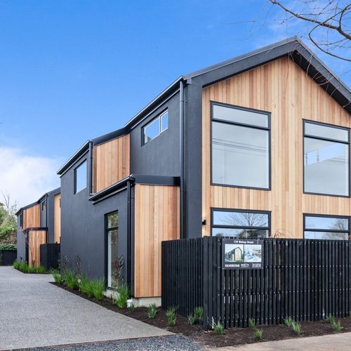 JSC Vertical Shiplap Timber Weatherboards