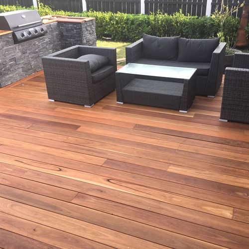 Decking - Spotted Gum - Grey Iron Bark