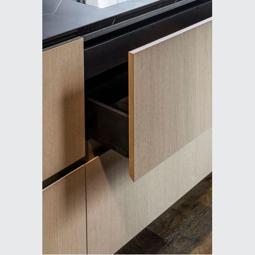 Desert Oak Shinnoki Prefinished Timber Veneer
