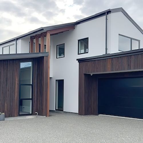 Cladding | Sawn face – clear oil