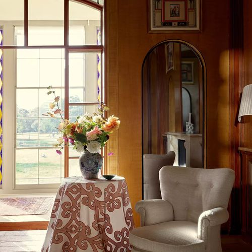 Oakley | Upholstery