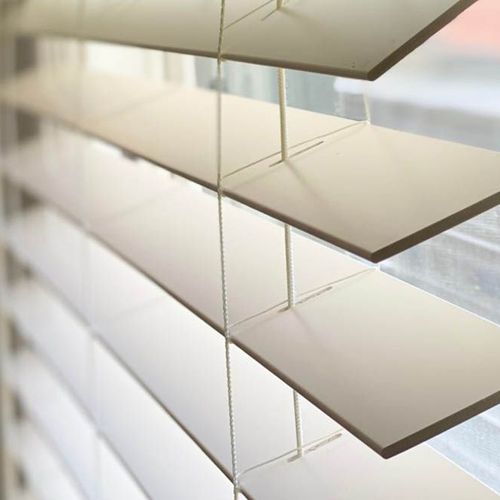 Habitus Plus Venetians