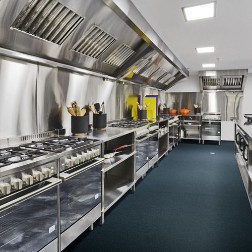 Altro Stronghold™ K30 - R12 Commercial Kitchen Flooring