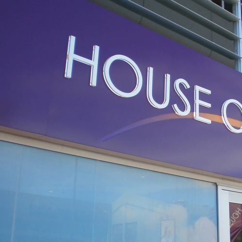 AlucoWhite Plus Signage
