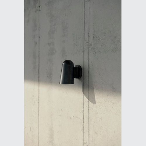Solid SC105 Outdoor Wall lamp