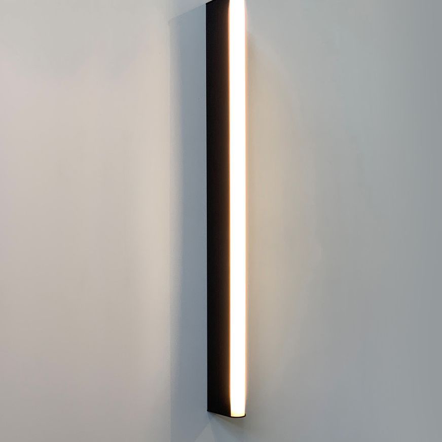 Blade Wall Light