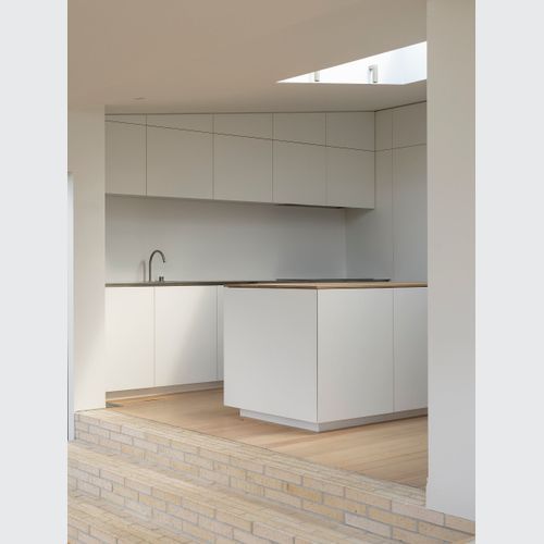C1 Mono Spot Wall