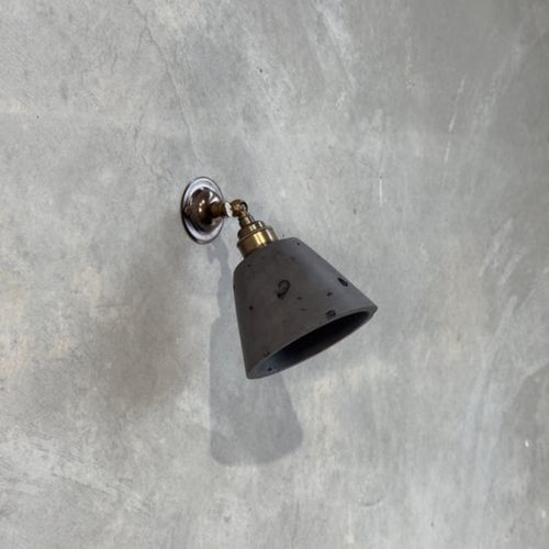 Moda Crete Wall Light