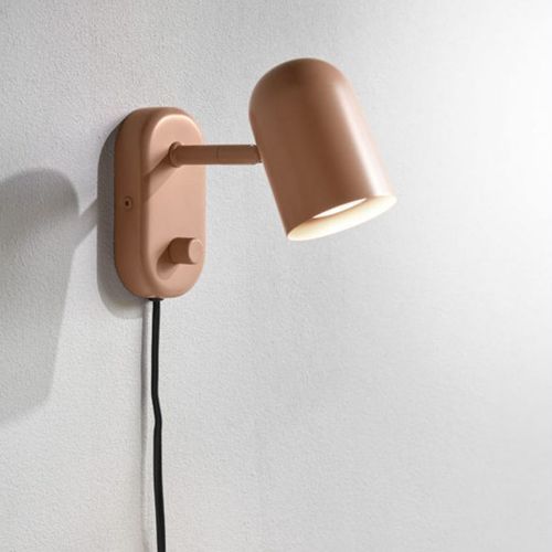 Buddy Wall Light