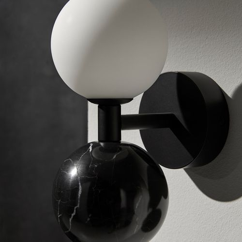 Dalt Wall Light