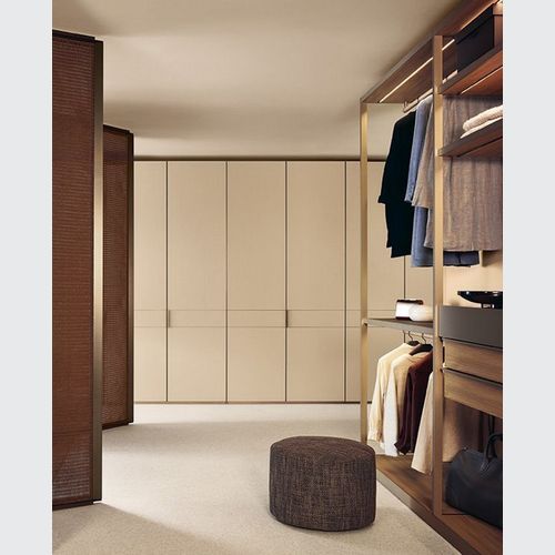 Cover Wardrobe
