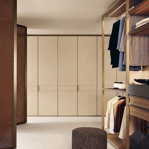 Cover Wardrobe
