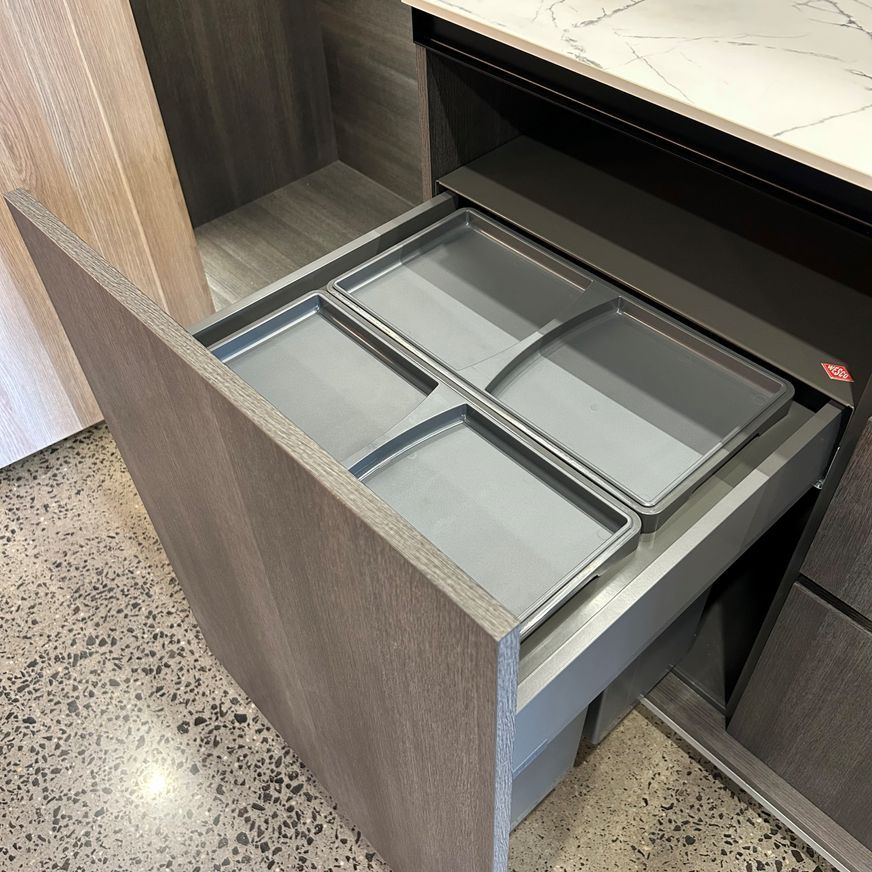 Wesco Pullboy Z waste bin for Blum MERIVOBOX
